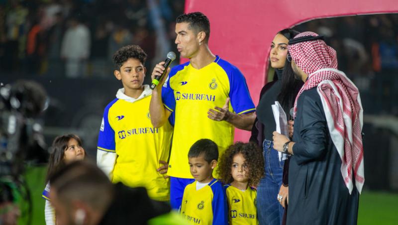 Copiii lui Cristiano Ronaldo au fost refuzați de conducerea unei prestigioase unități de învățământ. Care a fost motivul