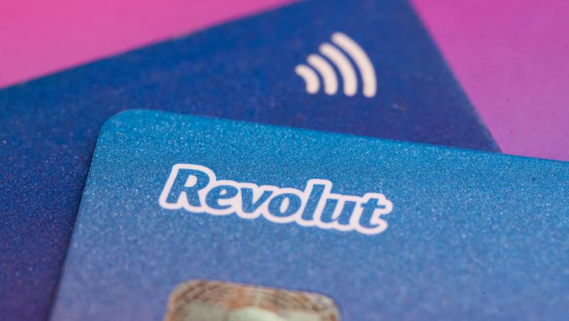 Revolut deschide prima sucursala din România. Ce modificări apar la IBAN-urile clienților