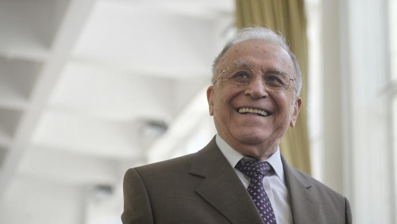 Un clip cu Ion Iliescu în anul 2099 a ajuns viral pe internet: „Nu cred că o să mai fiu pe aici încă 200 de ani, dar cine știe?”