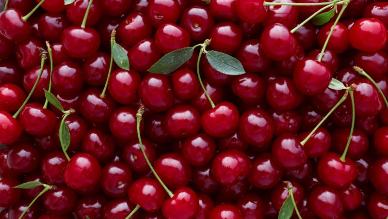 Cireșele de ianuarie costă o adevărată avere. Cu cât a ajuns să se vândă un singur kilogram în piețele din România