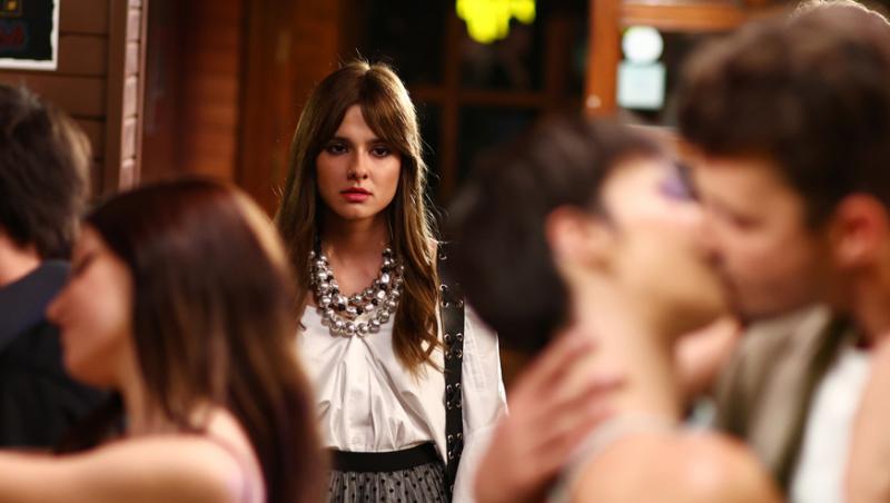 Ana, Mi-ai fost scrisă în ADN | Episodul 2 din 16 ianuarie 2025. Victoria și Ana fac un test ADN. Ce află Alexia