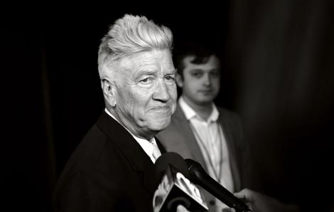 David Lynch a decedat la vârsta de 78 de ani. Sigur ai văzut acest serial regizat de el: „Twin Peaks”