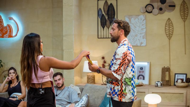 Diseară, la Power Couple, tensiunea atinge cote maxime cu o accidentare dureroasă! Ediția de ieri, lider absolut de audiență!