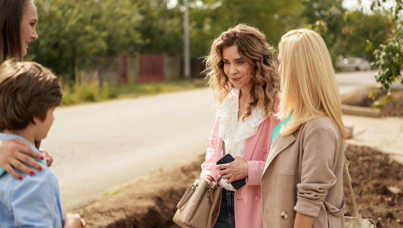 Iubire cu parfum de lavandă sezon 2, rezumat episoade 7, 8 și 9, 24 ianuarie 2025. Albert și Ștefan ajung la spital. Ce află Dinu