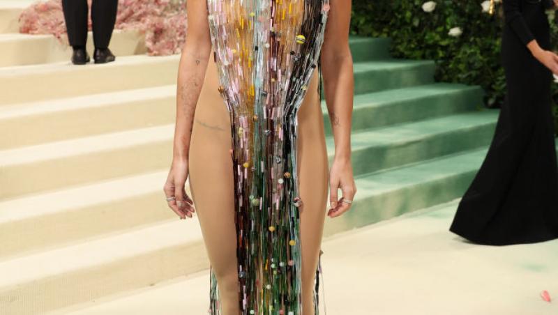 Cântăreață celebră, piele și os! Imaginile surprinse i-au îngrijorat pe fani. Ce spune despre stilul său de viață