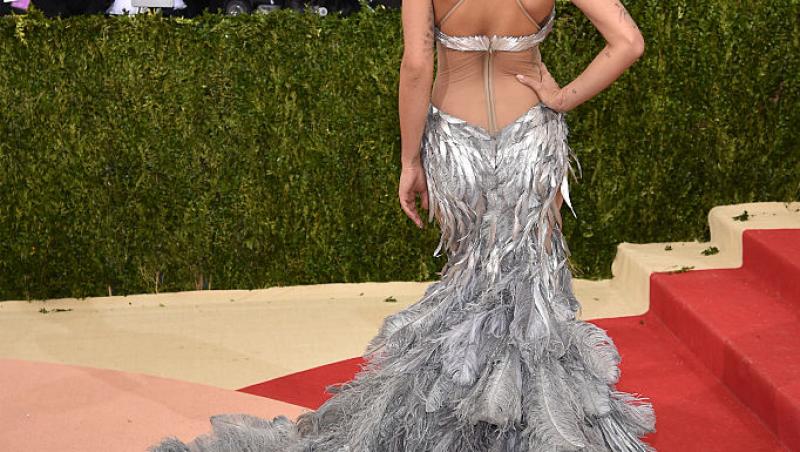 Cântăreață celebră, piele și os! Imaginile surprinse i-au îngrijorat pe fani. Ce spune despre stilul său de viață