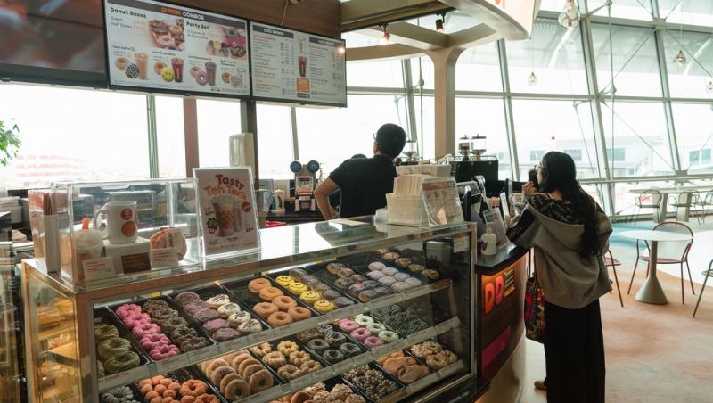 Gogoașa, produs alimentar de lux pe Aeroportul Otopeni. Cu cât a ajuns să se vândă