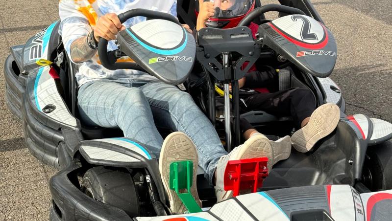 De la schi la parasailing și elicopter, Chef Ștefan Popescu încearcă în fiecare an noi experiențe: „Băieții mei mă provoacă mereu”