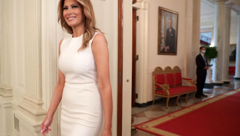 Noul portret al Melaniei Trump. Prima-doamnă a Americii a ajuns la Casa Albă.Ce diferențe sunt între acest portret și cel din 2017