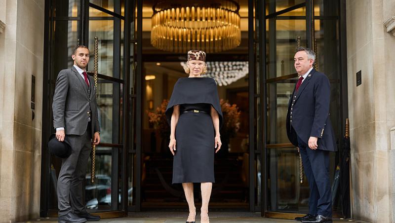 Pamela Anderson, schimbare radicală de look. Vedeta a renunțat la blondul care a consacrat-o: „Arată fabulos”