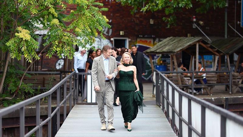 Pamela Anderson, schimbare radicală de look. Vedeta a renunțat la blondul care a consacrat-o: „Arată fabulos”