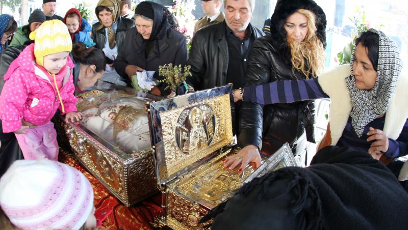 Obiceiuri și superstiții pe 14 octombrie. Ce nu ai voie să faci de Sfânta Parascheva