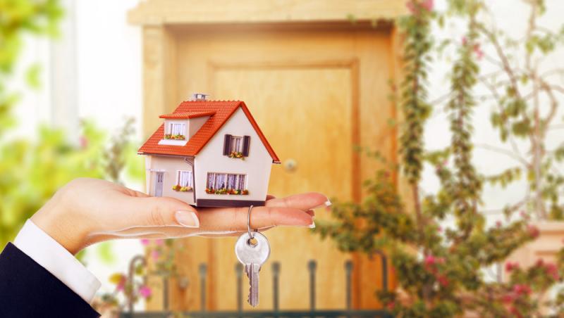 (P) Diferența de costuri lunare la proprietățile noi vs. vechi