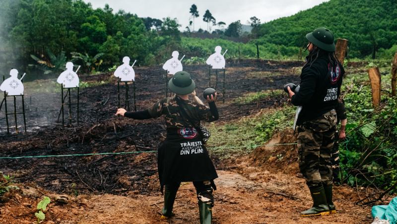 Asia Express sezonul 8, 14 octombrie 2025. Cea mai spectaculoasă misiune! Echipele au tras cu arma și au cărat victime rănite