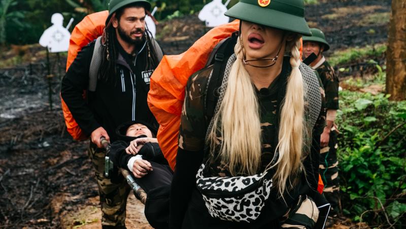 Asia Express sezonul 8, 14 octombrie 2025. Cea mai spectaculoasă misiune! Echipele au tras cu arma și au cărat victime rănite