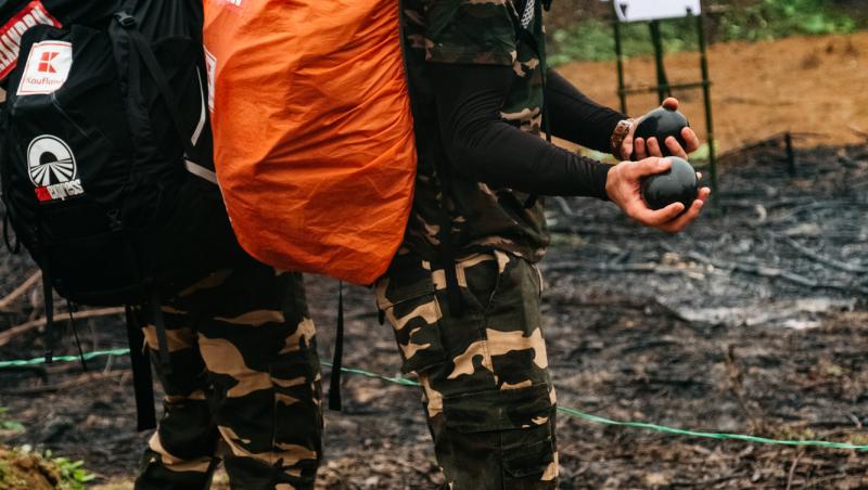 Asia Express sezonul 8, 14 octombrie 2025. Cea mai spectaculoasă misiune! Echipele au tras cu arma și au cărat victime rănite