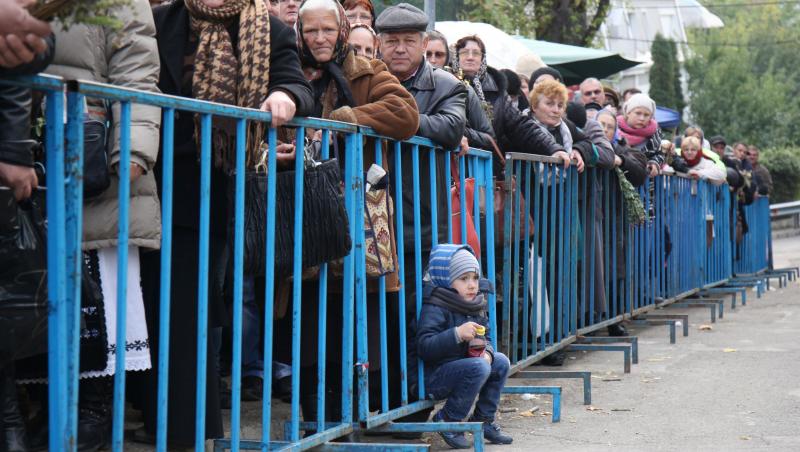 Reacția unui turist american după ce a asistat la pelerinajul de Sfânta Parascheva. Ce a spus despre evenimentul de la Iași