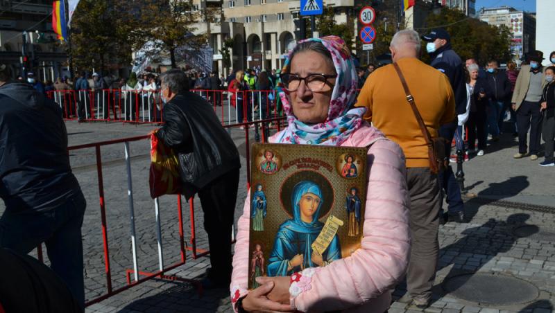 Reacția unui turist american după ce a asistat la pelerinajul de Sfânta Parascheva. Ce a spus despre evenimentul de la Iași