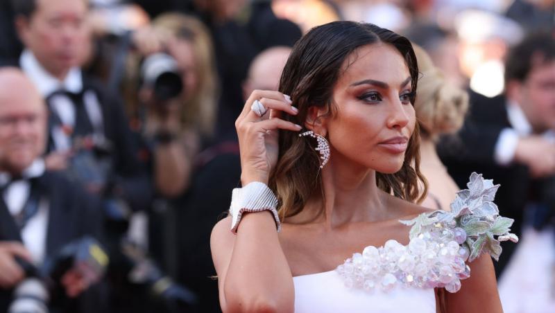 Mădălina Ghenea, un nou pictorial incendiar: „Fă-mă, Doamne, furtun!” Imaginile care au pus pe jar internetul