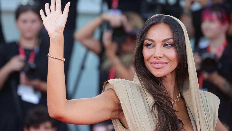 Mădălina Ghenea, un nou pictorial incendiar: „Fă-mă, Doamne, furtun!” Imaginile care au pus pe jar internetul