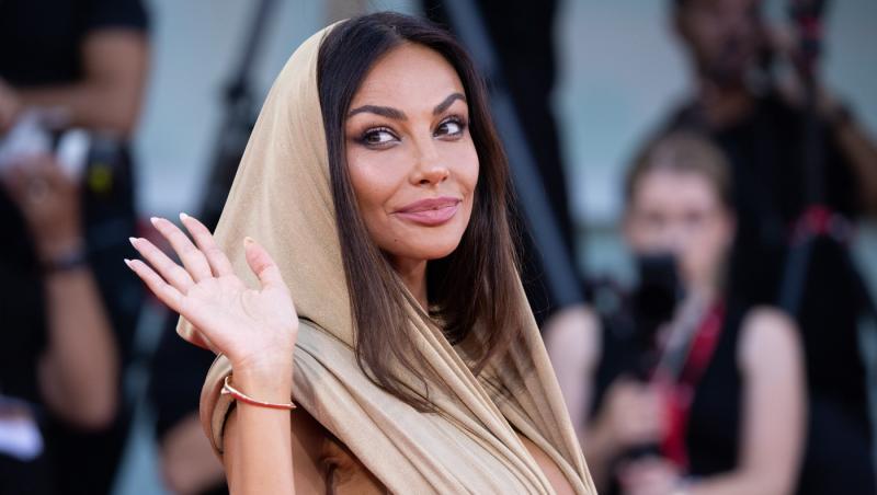 Mădălina Ghenea, un nou pictorial incendiar: „Fă-mă, Doamne, furtun!” Imaginile care au pus pe jar internetul