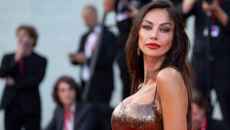 Mădălina Ghenea, un nou pictorial incendiar: „Fă-mă, Doamne, furtun!” Imaginile care au pus pe jar internetul