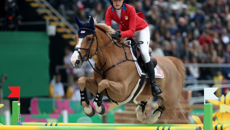 Cum arată mezina cofondatorului Apple, Steve Jobs. Eve este superbă. Pasiunile sale se îndepărtează de afacerea tatălui ei