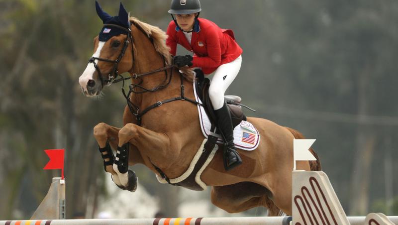 Cum arată mezina cofondatorului Apple, Steve Jobs. Eve este superbă. Pasiunile sale se îndepărtează de afacerea tatălui ei