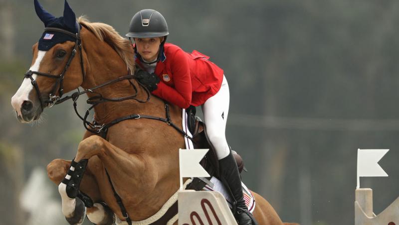 Cum arată mezina cofondatorului Apple, Steve Jobs. Eve este superbă. Pasiunile sale se îndepărtează de afacerea tatălui ei