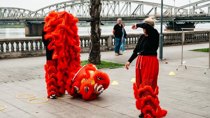 Asia Express sezonul 8, 16 octombrie 2025. Ce echipă a fost eliminată și ce s-a întâmplat la cursa pentru ultima șansă