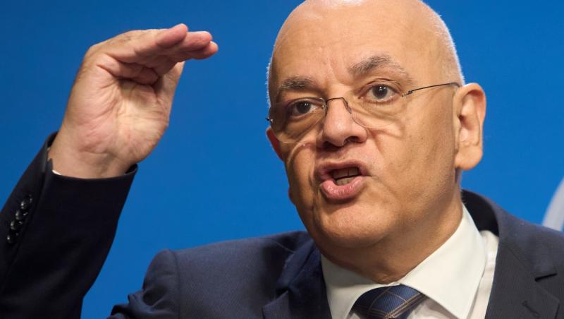 Raed Arafat, primele declarații după explozia din Rahova. Șeful DSU confirmă prezența echipelor de la gaze în bloc cu o zi în urmă