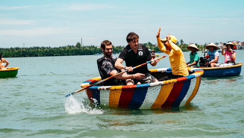 Asia Express sezonul 8, 19 octombrie 2025. Misiuni dificile și un joc de amuletă spectaculos pentru echipe. Ce au avut de făcut