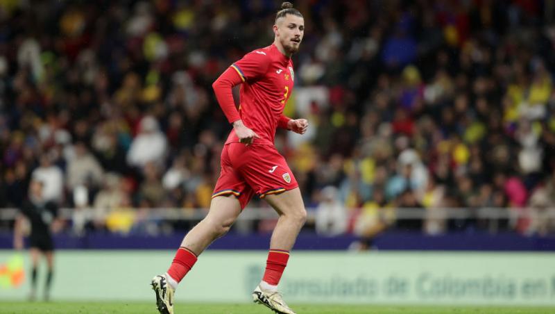 Radu Drăgușin s-a logodit. Cum a cerut-o fotbalistul în căsătorie pe Ioana Stan. Cadrul de poveste în care s-a întâmplat totul