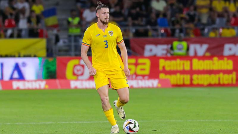 Radu Drăgușin s-a logodit. Cum a cerut-o fotbalistul în căsătorie pe Ioana Stan. Cadrul de poveste în care s-a întâmplat totul