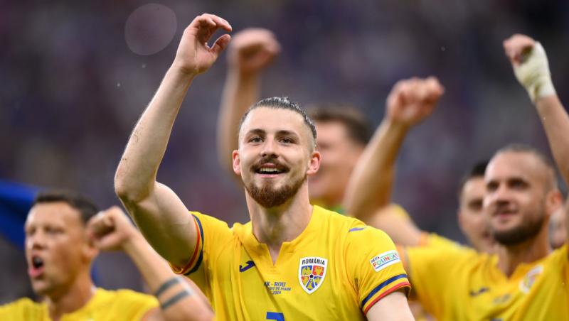 Radu Drăgușin s-a logodit. Cum a cerut-o fotbalistul în căsătorie pe Ioana Stan. Cadrul de poveste în care s-a întâmplat totul