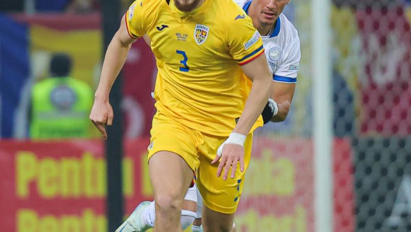 Radu Drăgușin s-a logodit. Cum a cerut-o fotbalistul în căsătorie pe Ioana Stan. Cadrul de poveste în care s-a întâmplat totul