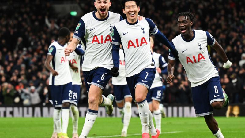 Radu Drăgușin s-a logodit. Cum a cerut-o fotbalistul în căsătorie pe Ioana Stan. Cadrul de poveste în care s-a întâmplat totul