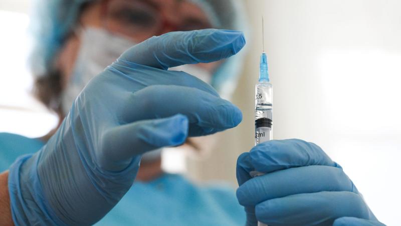 Vaccinul antigripal, gratuit pentru anumite categorii de români. Ministerul Sănătății îndeamnă populația să se vaccineze