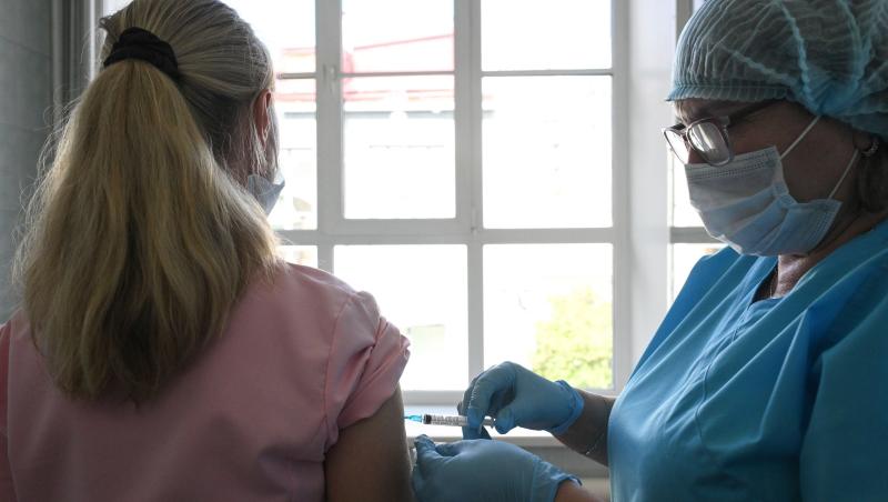Vaccinul antigripal, gratuit pentru anumite categorii de români. Ministerul Sănătății îndeamnă populația să se vaccineze
