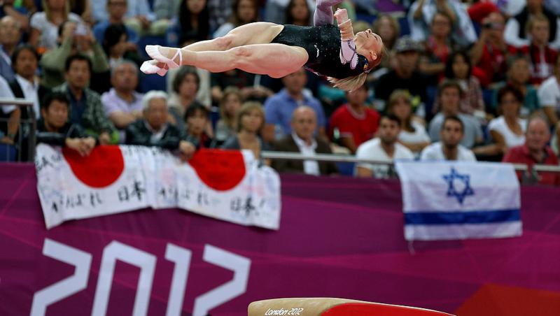 Cum au arătat în ziua nunții Sandra Izbașa și Răzvan Bănică de la Power Couple 2026. Cei doi au impresionat prin eleganță