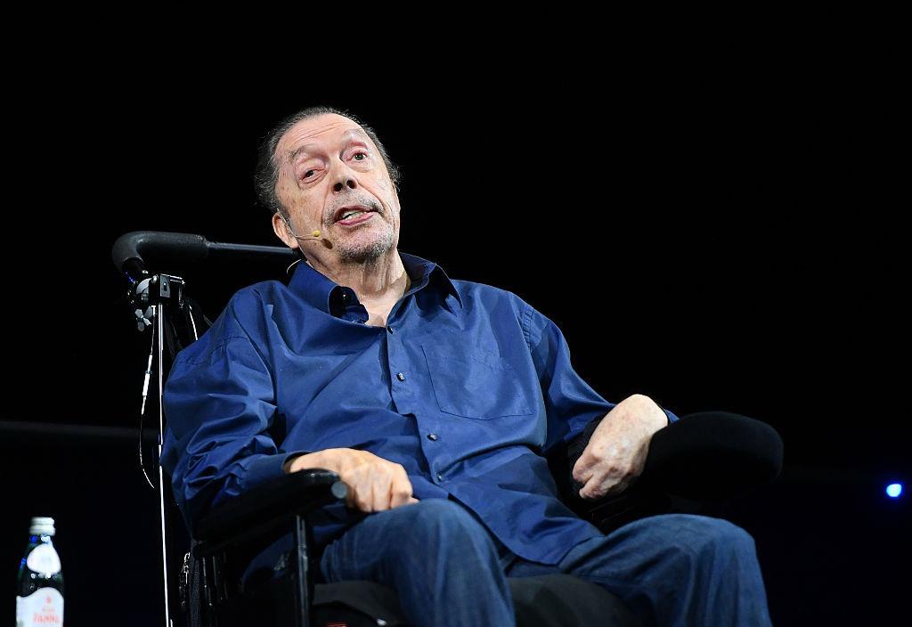 Tim Curry, majordomul din „Singur Acasă 2”,despre starea sa de sănătate la 13 ani de la AVC. Cum arată acum