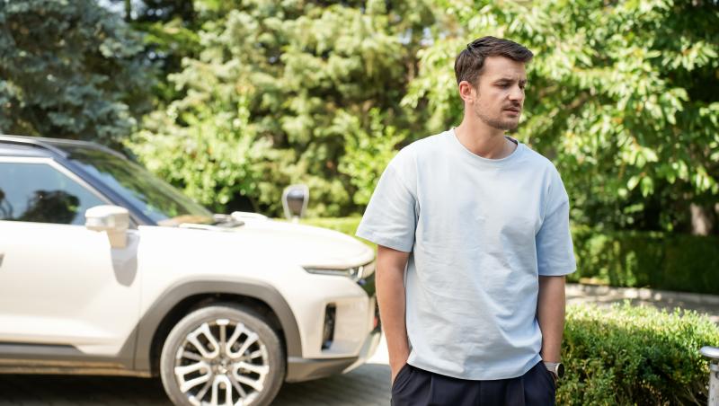 Ana, Mi-ai fost scrisă în ADN, 2 octombrie 2025. Sandra îl confruntă pe Basty. Ana află un detaliu dureros despre Victoria