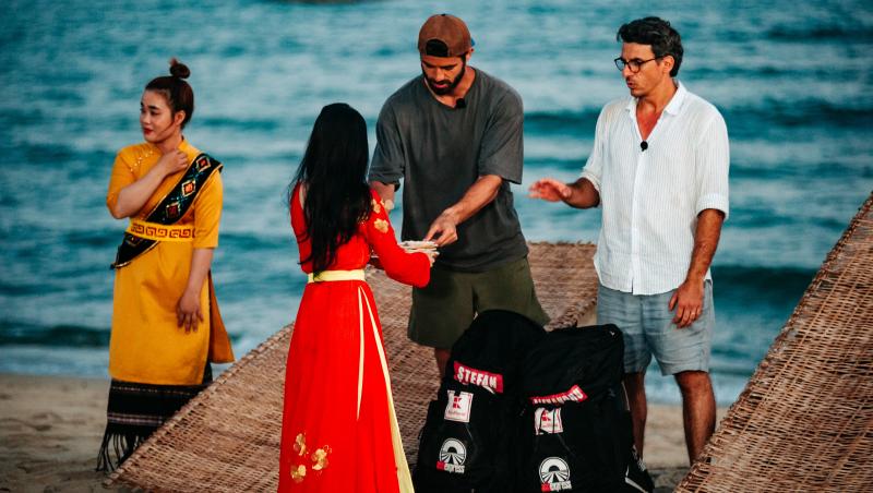 Asia Express sezonul 8, 21 octombrie 2025. Concurenții au primit scrisori de la familie și au izbucnit în lacrimi. Ce au citit