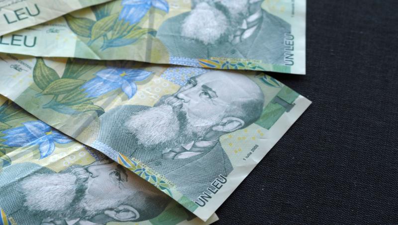 O categorie de pensionari va primi bani în plus la pensie în luna decembrie a acestui an. Care sunt condițiile