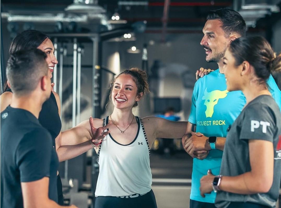 (P) De ce antrenamentele de grup te ajută să fii mai motivat