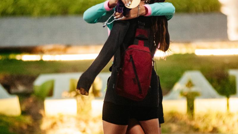 Asia Express sezonul 8, 22 octombrie 2025. Ce echipă a ajuns ultima la Irina Fodor la cursă. Ce culoarea a avut medalia din cutie