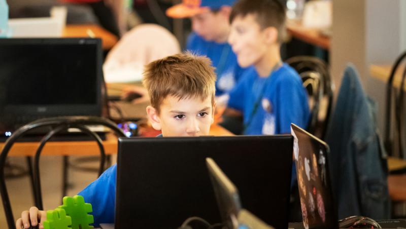 Când începe vacanța de toamnă și cât va dura. Ce recomandă specialiștii în această perioadă