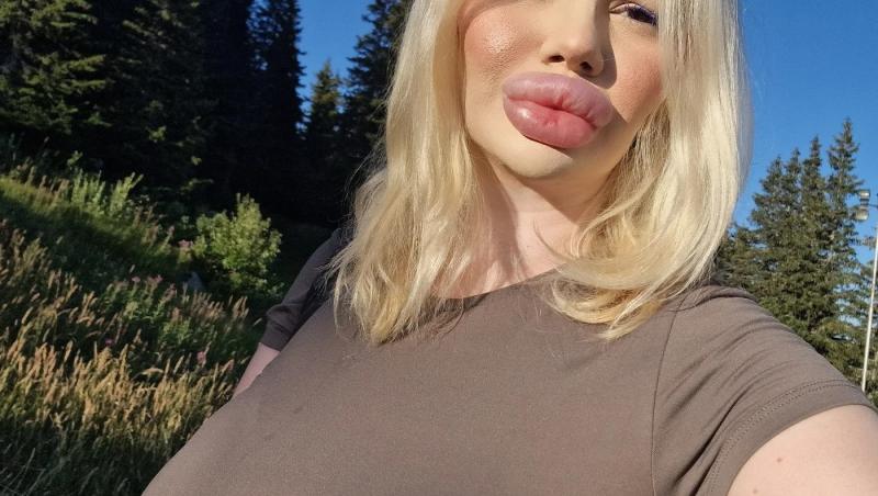 Andrea Ivanova, femeia cu cele mai mari buze din lume, a trezit noi controverse în mediul online după ce s-a filmat luând cina