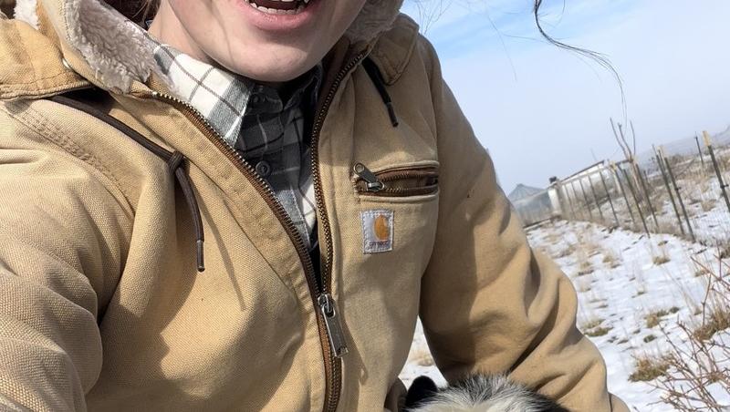 Tânăra de 25 ani care se pregătește pentru Apocalipsă! Ce a depozitat într-o cămară și pentru cât timp i-ar ajunge produsele