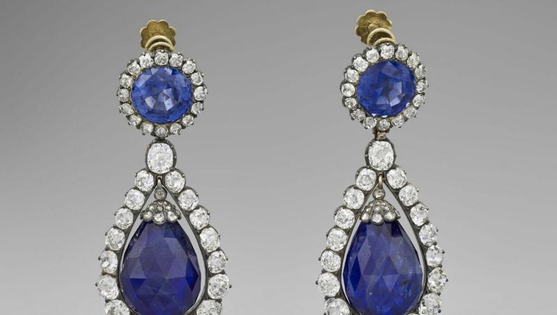 La cât au fost evaluate bijuteriile furate de la Muzeul Luvru. Ce avertizează procuroarea Parisului